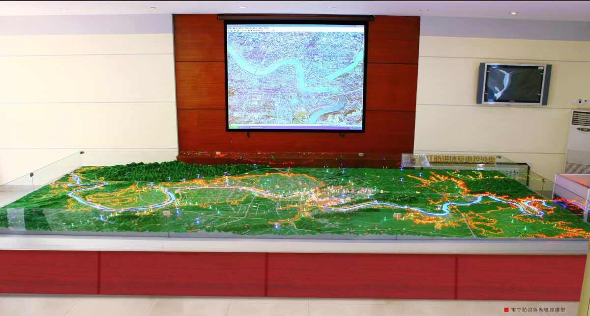 南宁邕江防洪体系电控模型